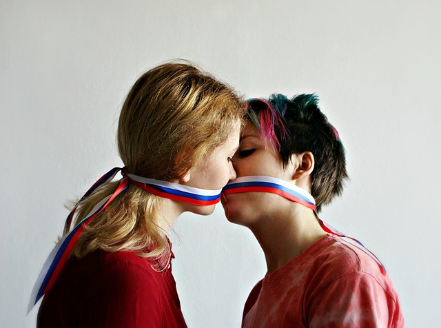 dve zeny